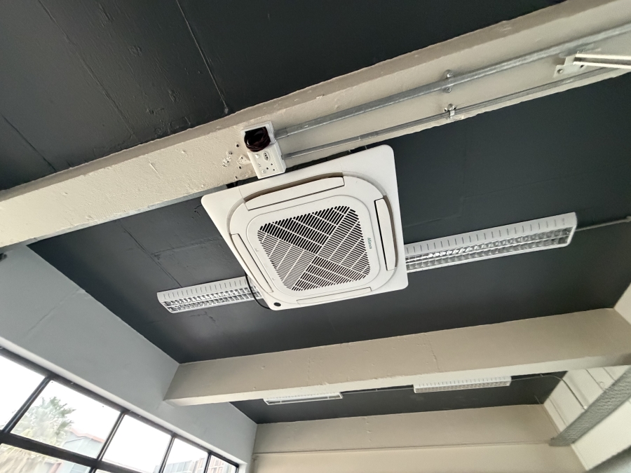 To Let Commercial Property for Rent in Salt River Western Cape